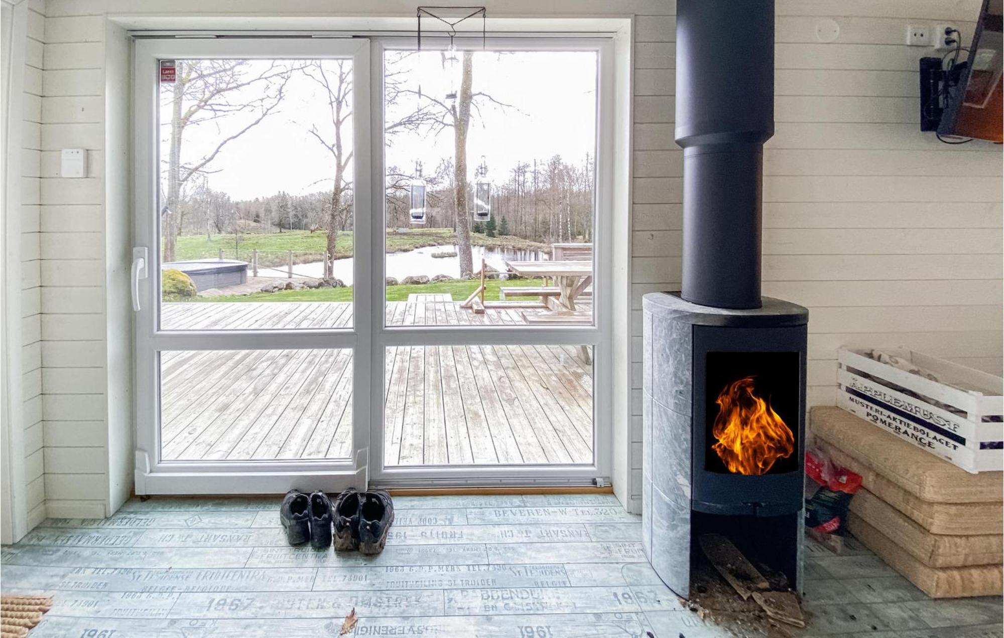 Awesome Home In Aetran With Lake View Exteriér fotografie